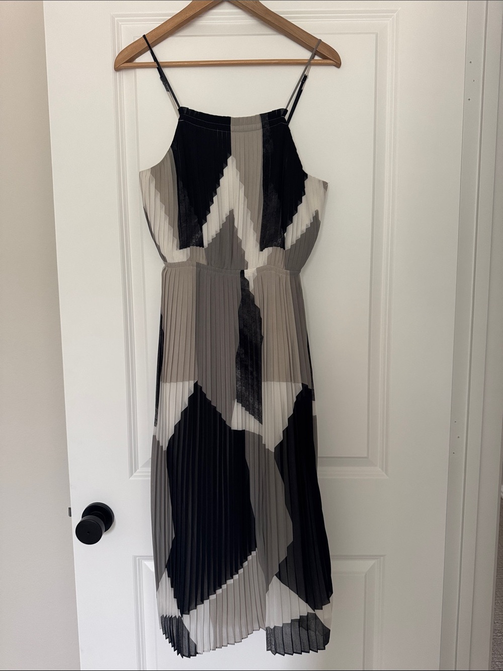 Banana Republic Pleated Cami Midi Dress Abstract Print Size 6